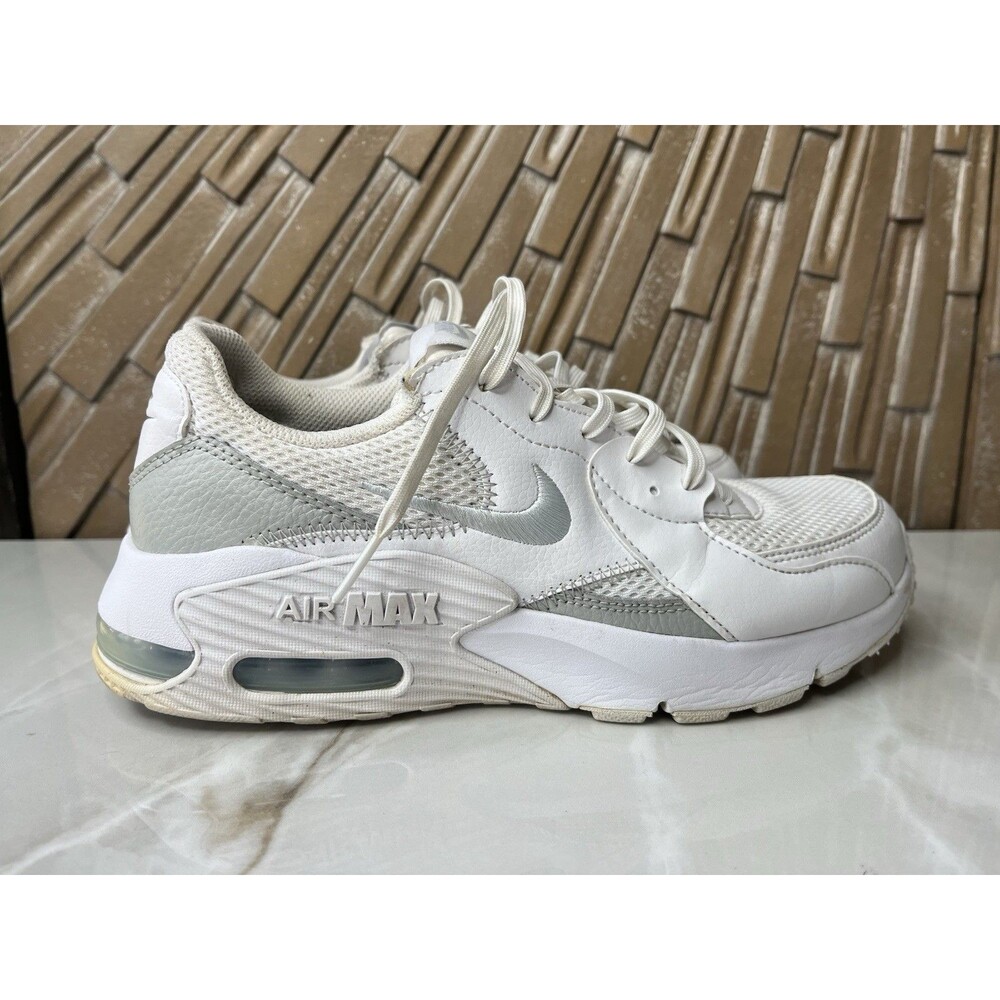 Nike AIR MAX EXCEE Women's White CD5432-121 Athletic Sneaker Shoes Sz 8